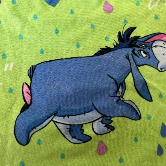 Disney Eeyore Scrub Top | Nursing |  Small | Winnie The Pooh | Green - Picture 6 of 9